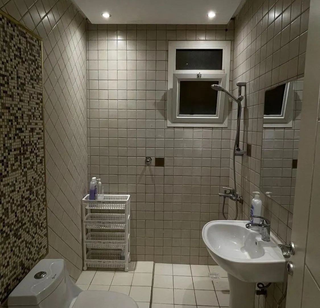شقة أنيقة بصالة وغرفة نوم بحي الياسمين Riyadh Apartment